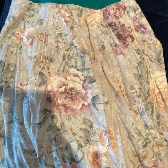 Victorian sheet wrap dress Urban Outfitters - Picture 2 of 2